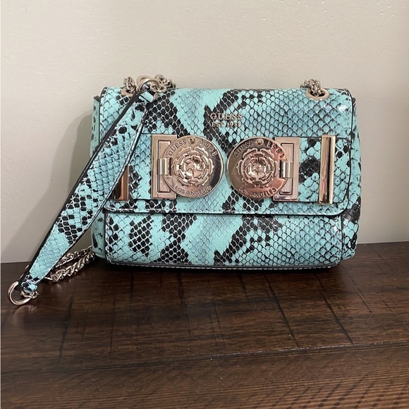 Purse - Picture 2 of 8